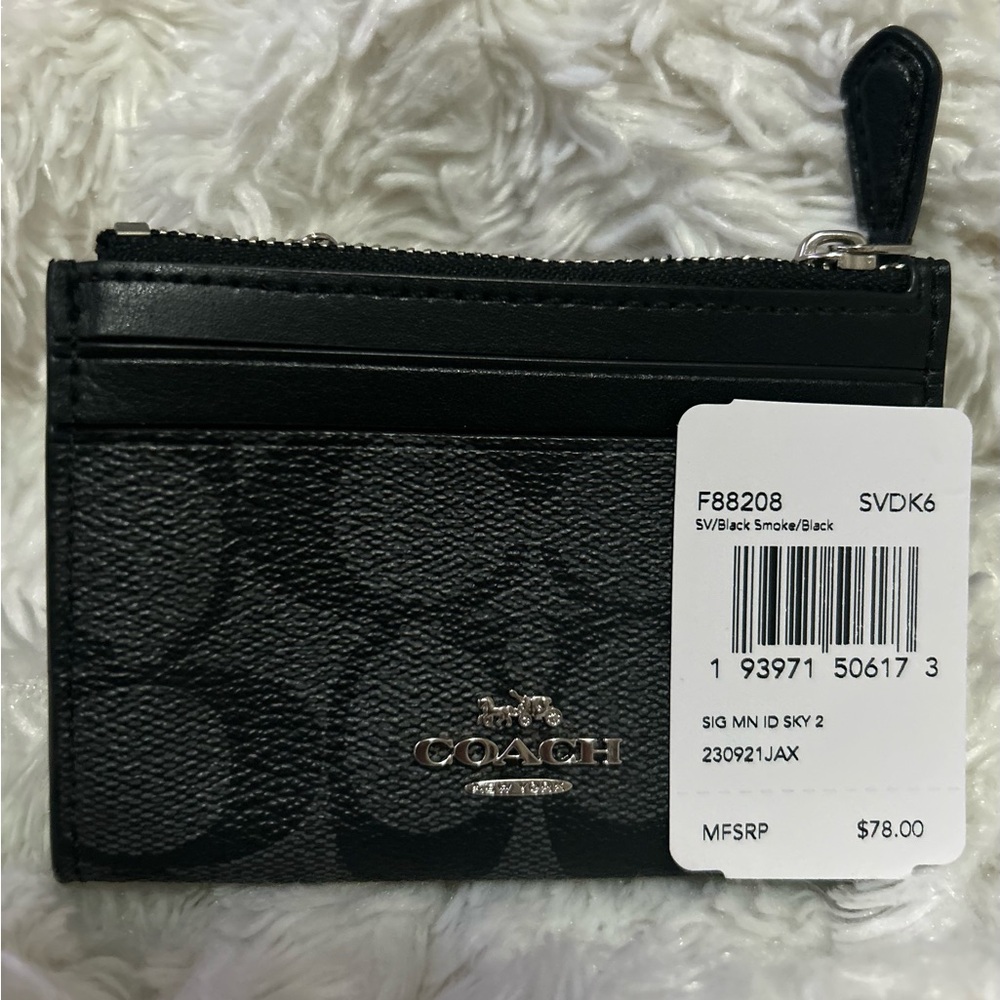 🛑🛑🛑SOLD🛑🛑🛑Mini Skinny Id Case In Signature Canvas